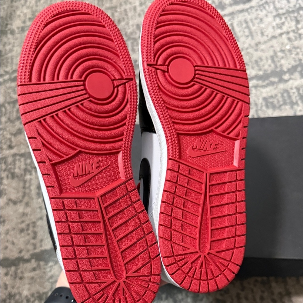 Nike Kids Black, White, and Red Sneakers - Picture 2 of 5